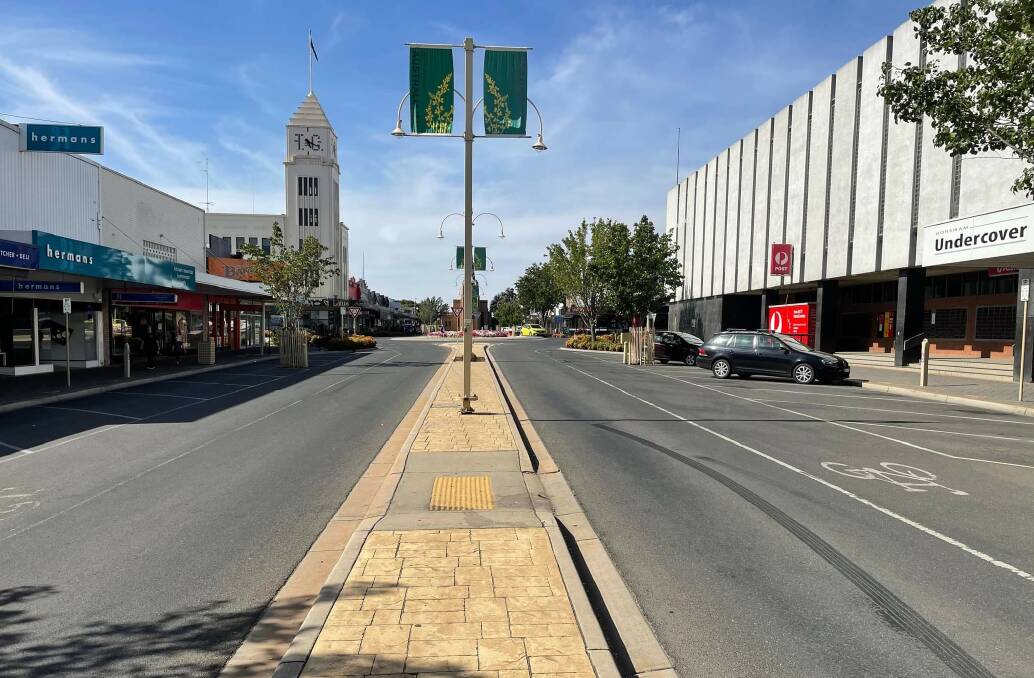 SILVER LINING: Wimmera retailers are reporting an increase in intra-state travel to the region. Picture: MATT HUGHES