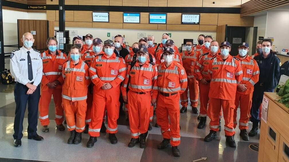 READY: VIC SES members were briefed before heading off to NSW to help manage the emergency due to large-scale flooding. Picture: CONTRIBUTED