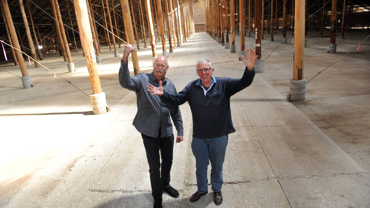 BETTER TIMES: Leigh Hammerton and David Grigg at Murtoa Stick Shed before lockdowns entered every Victorian's vernacular. 