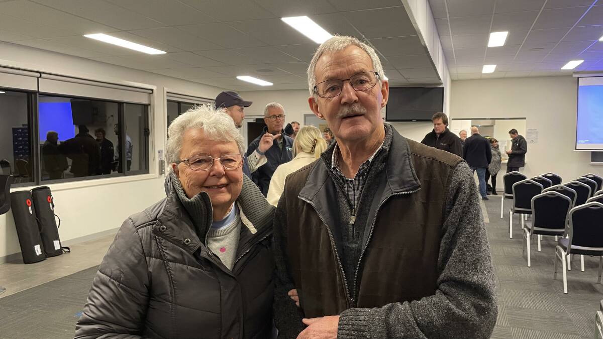 Former Kaniva residents, Rae Decker and Harvey Champness travelled from Horsham for the Kaniva meeting. Picture by Sheryl Lowe