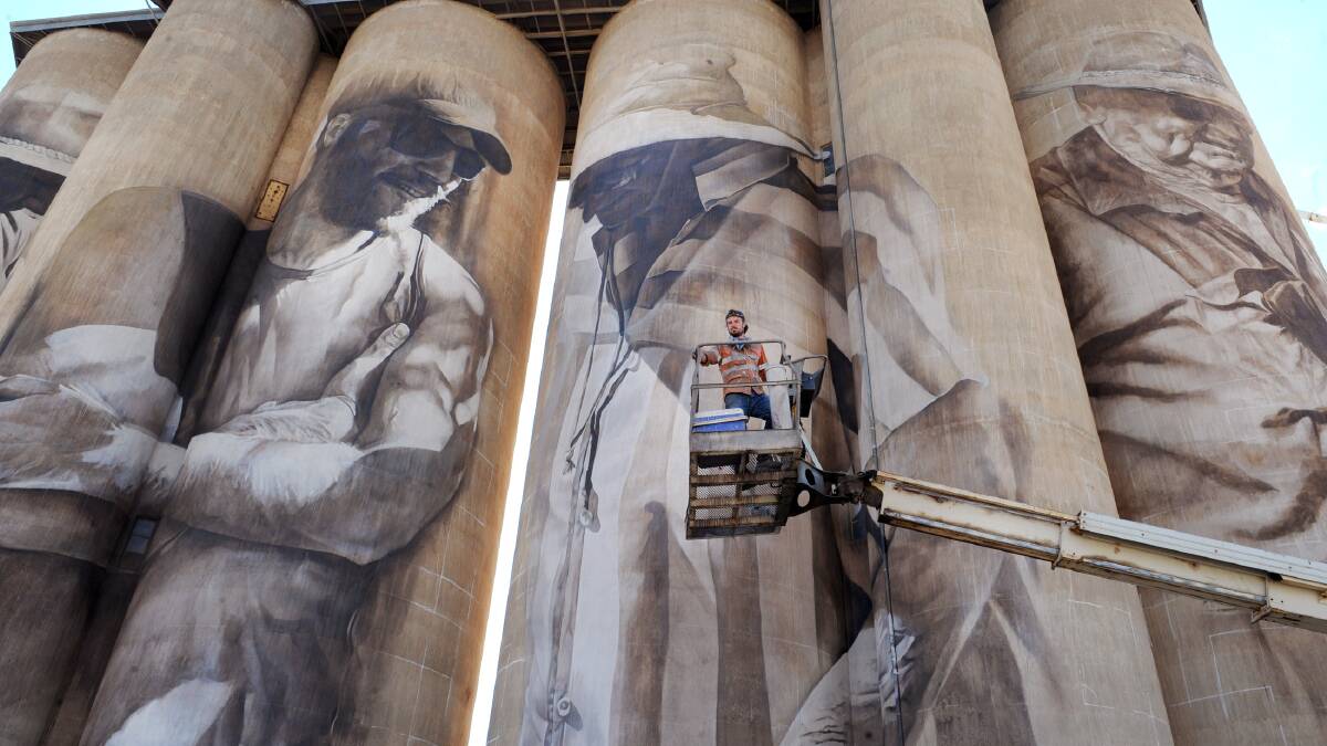 Brim Mural Breathes Life Into Old Silos The Wimmera Mail Times Horsham Vic