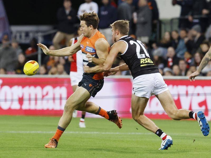 GWS and St Kilda clash at Manuka again on Saturday as the Saints look to end the Giants' win streak. (Mark Evans/AAP PHOTOS)
