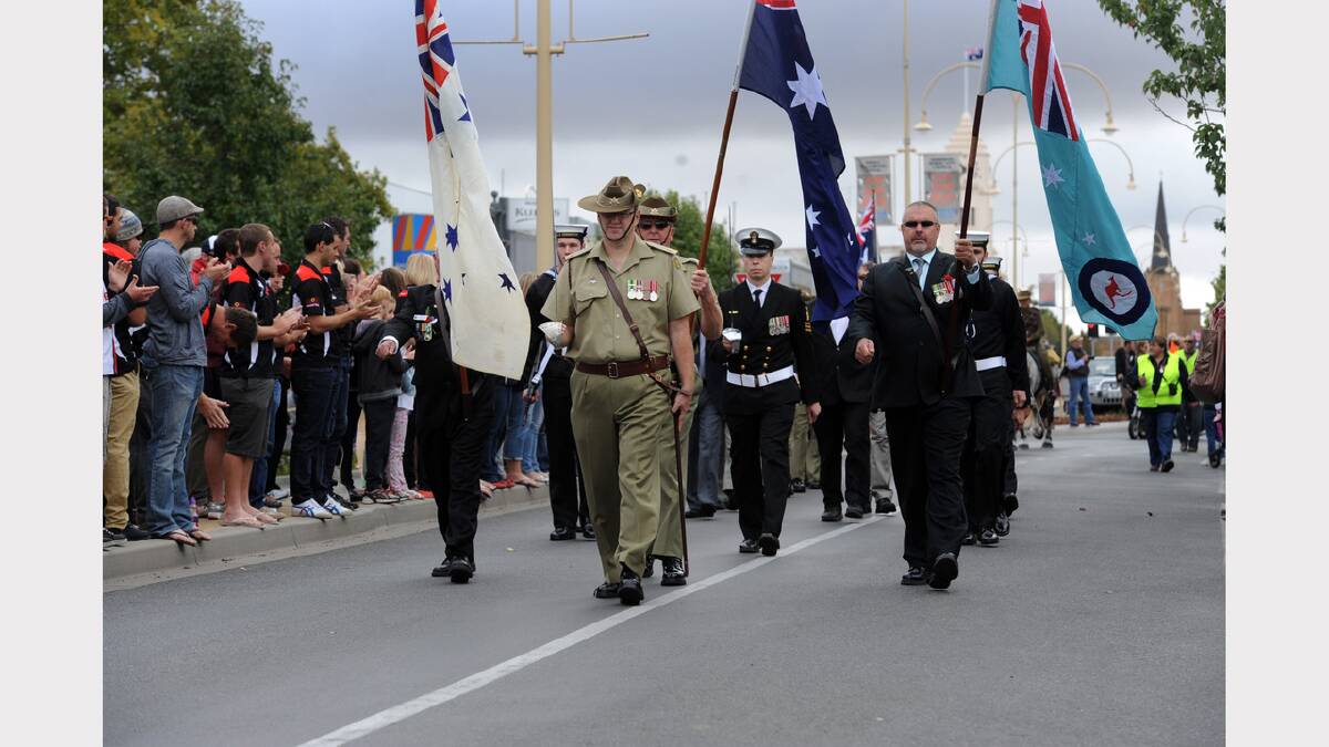 PHOTOS Dimboola and Horsham Anzac Day marches The Wimmera MailTimes